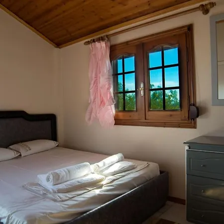 Sunset Villa *