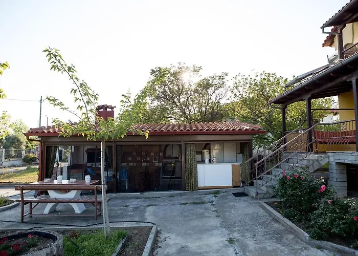 Sunset Villa *